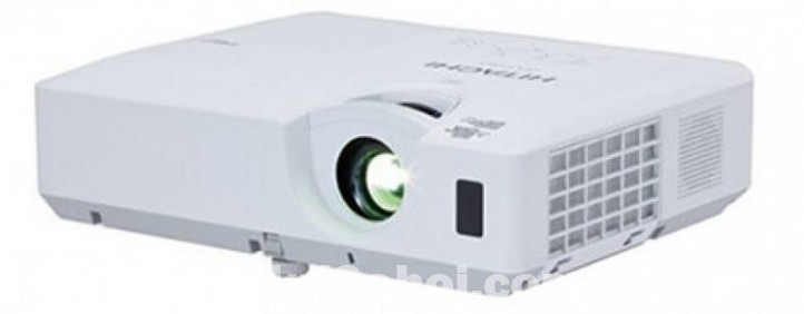 Hitachi CP-ED32X ANSI 3200 Lumens Multimedia Video Projector